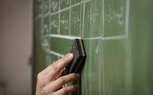 Won't Write, Won't Erase? What Is Actually Wrong With the Board